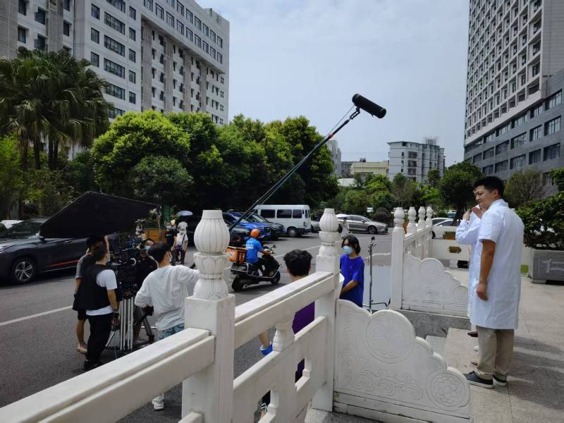 乌拉特中旗广告片拍摄公司低成本实现高规格制作的诀窍